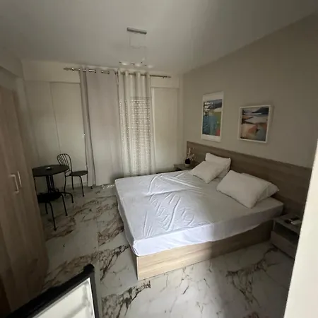 Avra Yard Suites 佩科霍里