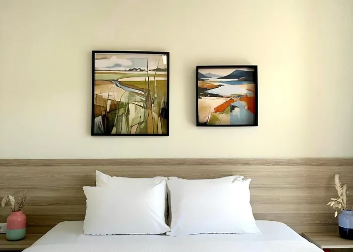 Avra Yard Apartment